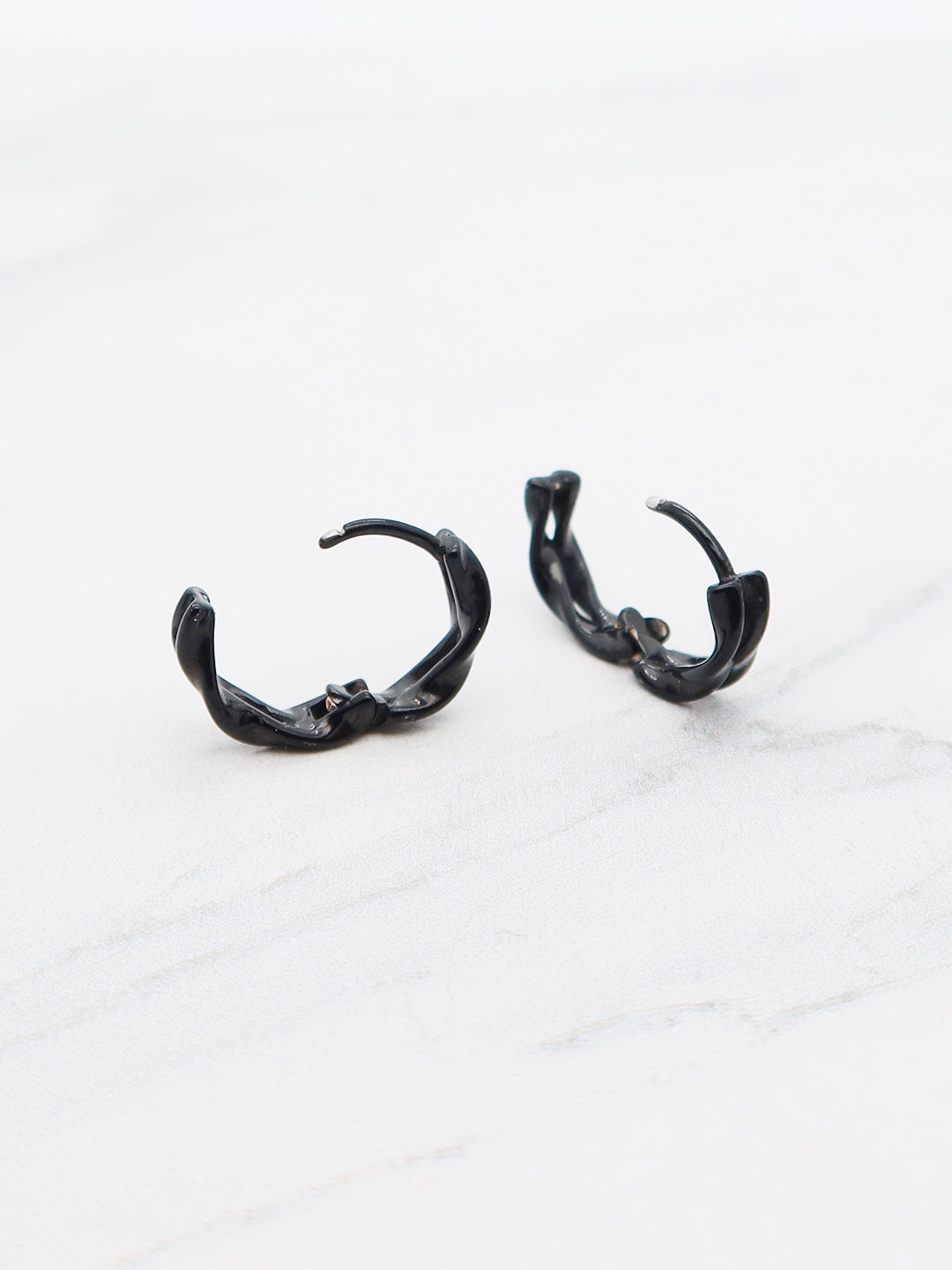 Black Twisted