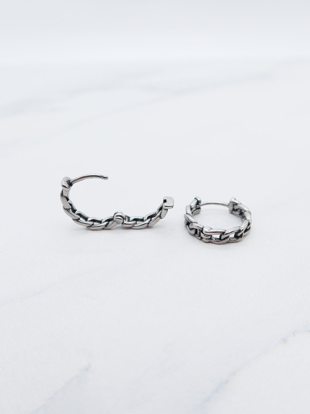 Chain-Link