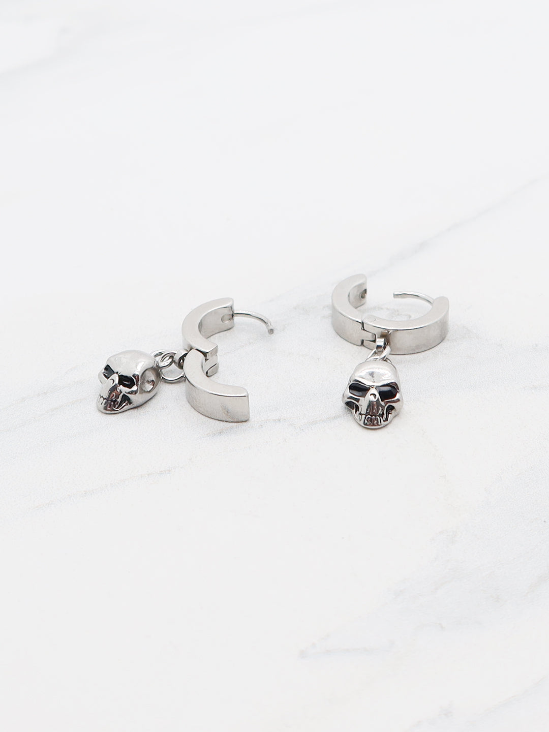 Skull Dangle