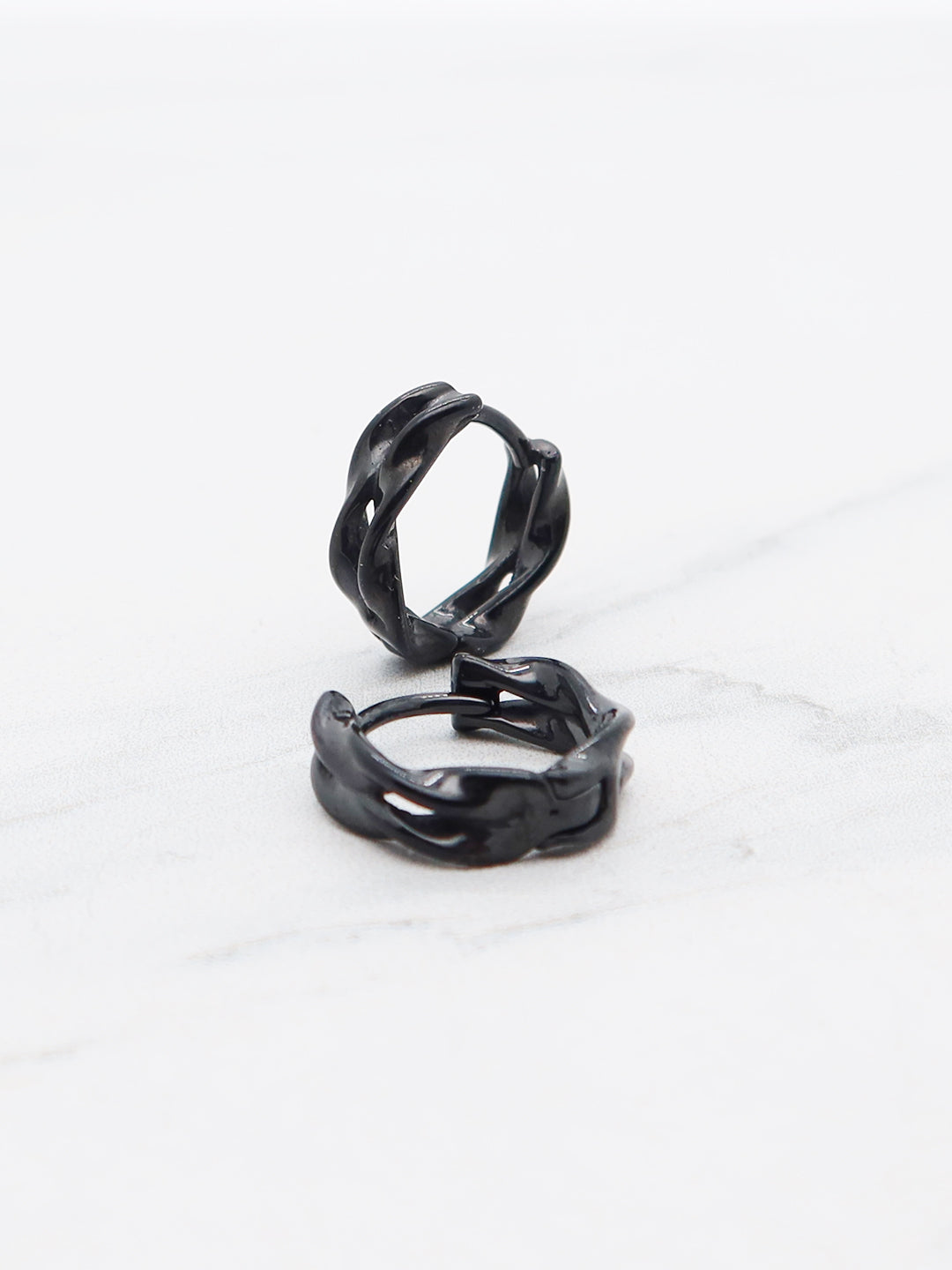Black Twisted