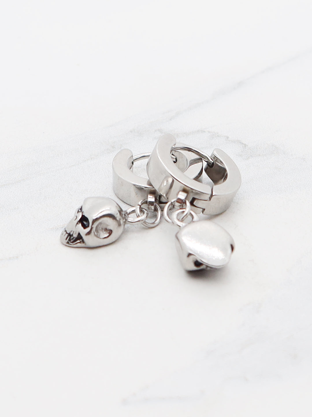 Skull Dangle