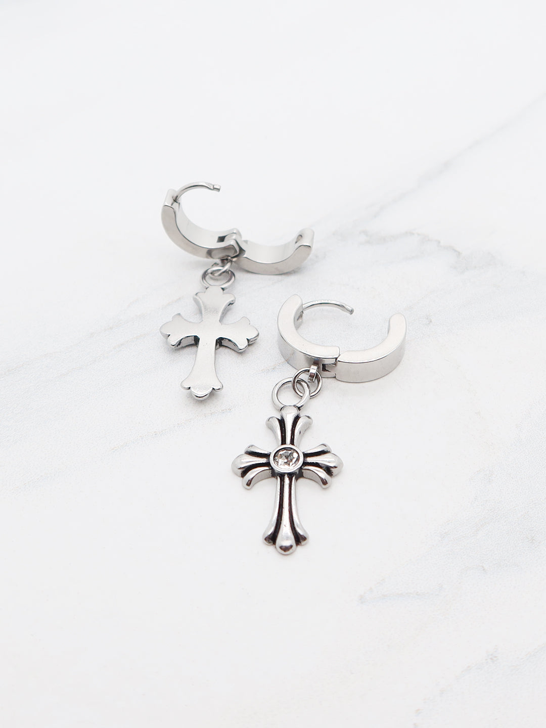 Divine Dangle